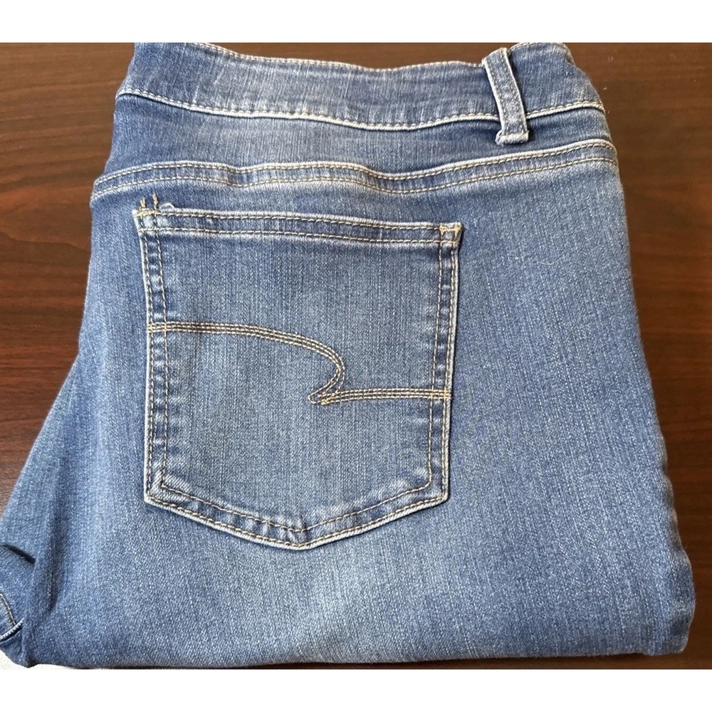 Time and Tru Womens 18 Bootcut Jeans Medium Wash Denim Stretch RN52469